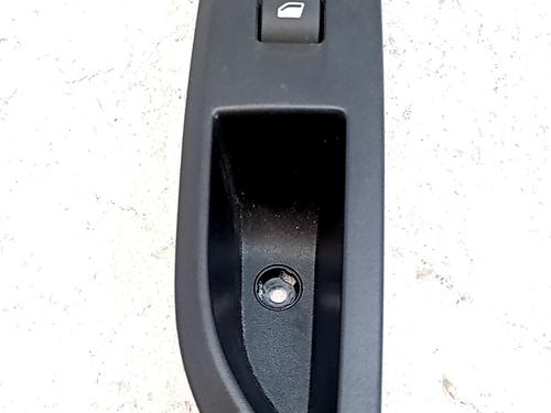 Used Right rear window switch Right rear window switch PEUGEOT 2008 II (UD_, US_, UY_, UJ_, UR_, UC_) 1.2 PureTech 100 (USHNK) (101 hp) 34054556 34054556