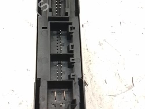 Right front window motor AUDI A4 B7 Avant (8ED) 2.0 TDI | BP39498896E20 - Image 2