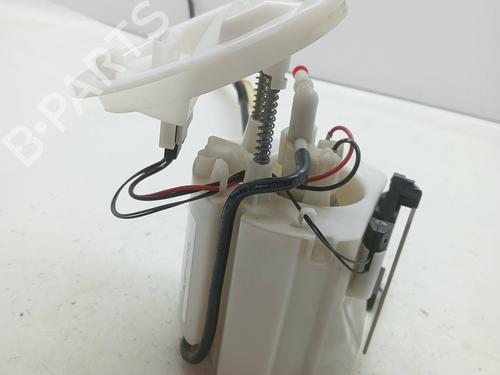 Used Fuel pump MERCEDES-BENZ C-CLASS (W204) C 200 CGI (204.048) (184 hp) 23348570