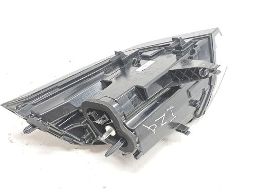 Left taillight PEUGEOT 2008 II (UD_, US_, UY_, UJ_, UR_, UC_) 1.2 PureTech 100 (USHNK) | BP29301672C34 