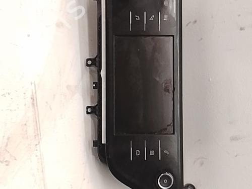 display-monitor-citroen-c4-grand-picasso-ii-da_-de_-2013-38419563 main image