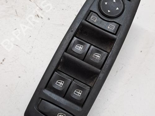 Used Left front window switch RENAULT MEGANE III Grandtour (KZ0/1) 1.9 dCi (KZ0J, KZ0N, KZ1S) (131 hp) 27668571