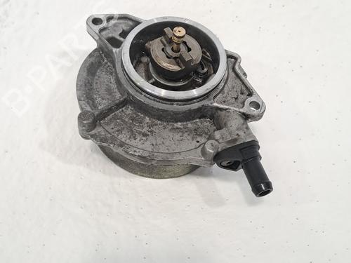 Used Vacuum pump AUDI A6 C6 Avant (4F5) 3.0 (218 hp) 30452185