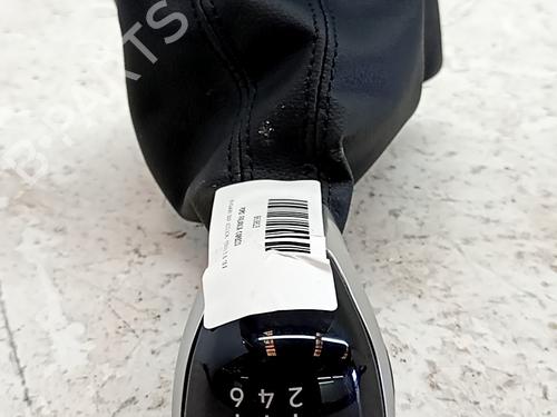 shift-knob-vw-golf-viii-cd1-da1-2019-35721776 main image