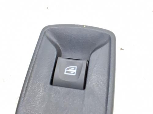 Used Left rear window switch Left rear window switch DACIA SANDERO II 1.5 Blue dCi 95 (B8JL) (95 hp) 36257966 36257966
