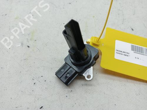 Used Mass air flow sensor TOYOTA YARIS (_P13_) 1.5 Hybrid (NHP130_, NHP130) (101 hp) 23351382