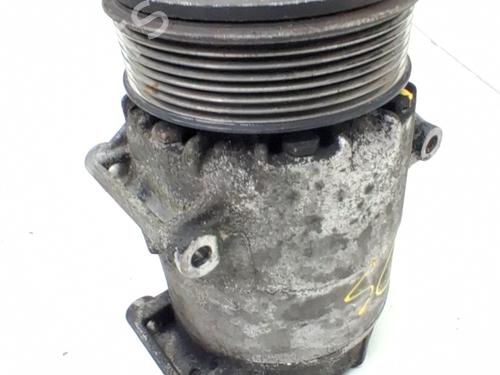 Used AC compressor AC compressor RENAULT ESPACE IV (JK0/1_) 2.2 dCi (JK0H) (150 hp) 36523236 36523236
