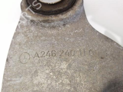 Used Engine mount MERCEDES-BENZ A-CLASS (W176) A 180 CDI (176.000) (109 hp) 23449641