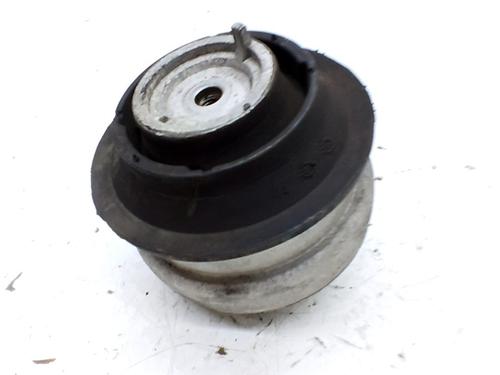 Used Engine mount Engine mount 37591476 37591476