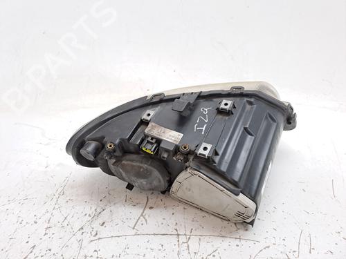 Left headlight CHRYSLER VOYAGER IV (RG, RS) 2.8 CRD | BP28029070C28 