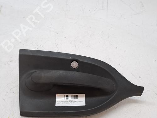 Używane Klamka zewnętrzna drzwi przednich lewych SMART FORTWO Coupe (453) electric drive / EQ (453.391) (56 hp) 25248693
