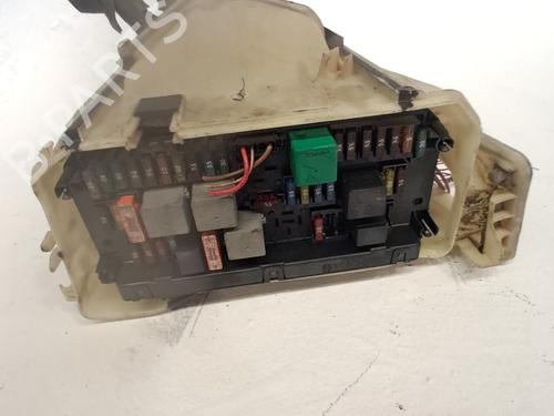 Used Fuse box Fuse box 38190755 38190755