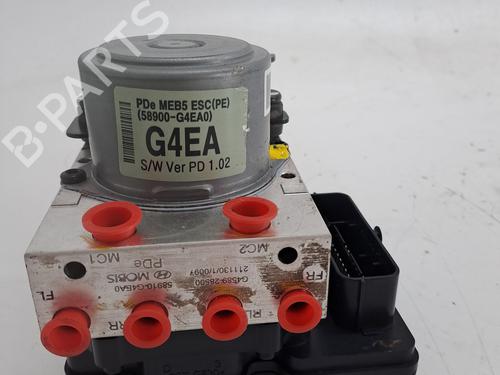 Used ABS pump HYUNDAI i30 (PDE, PD, PDEN) 1.5 (110 hp) 23365654