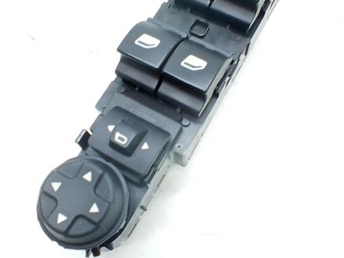 BP32106429I27 main image