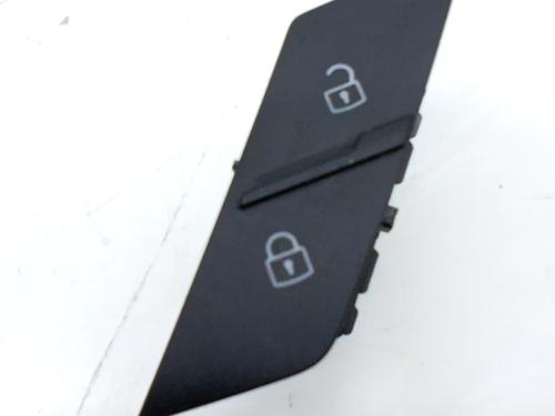 kombi-kontakt-stilkkontakt-vw-polo-vi-aw1-bz1-ae1-2017-32257758 main image