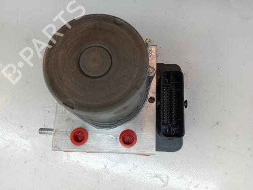 Used ABS pump RENAULT CLIO V (B7_) 1.5 Blue dCi 85 (B7AG) (86 hp) 23341118