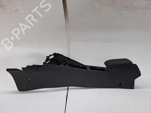 Used Armrest / Center console VW GOLF VIII (CD1, DA1) 1.0 TSI (110 hp) 23977774