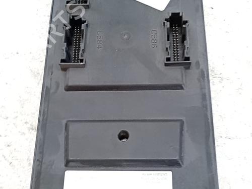 Fuse box LAND ROVER RANGE ROVER EVOQUE (L538) 2.0 D 4x4 | BP39401413E1 - Image 3