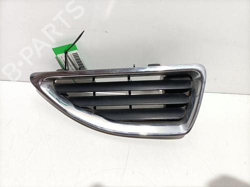 Used Grille RENAULT MEGANE I Classic (LA0/1_) 1.6 e (LA0F, LA0S) (90 hp) 25988507