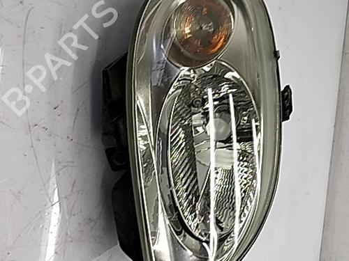 Used Right headlight CITROËN SAXO (S0, S1) 1.5 D (57 hp) 31011998