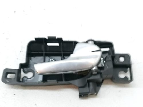 Højre fortil invendig håndtag Højre fortil invendig håndtag FORD MONDEO IV Saloon (BA7) 2.0 TDCi (140 hp) 36036282 36036282