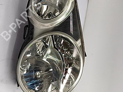 Lyskaster venstre VW POLO IV (9N_, 9A_) 1.4 16V (75 hp) 30925765