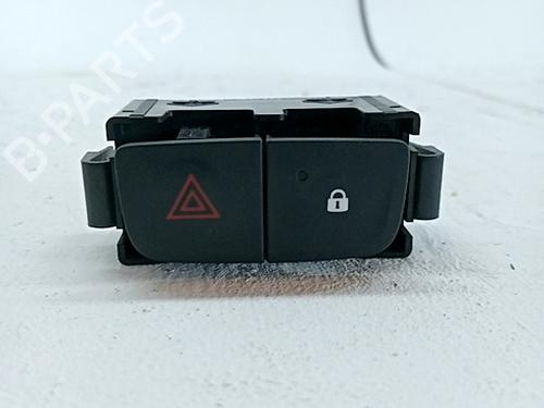 Used Warning switch RENAULT TRAFIC III Van (FG_) 1.6 dCi 120 (FGMK) (121 hp) 29228756