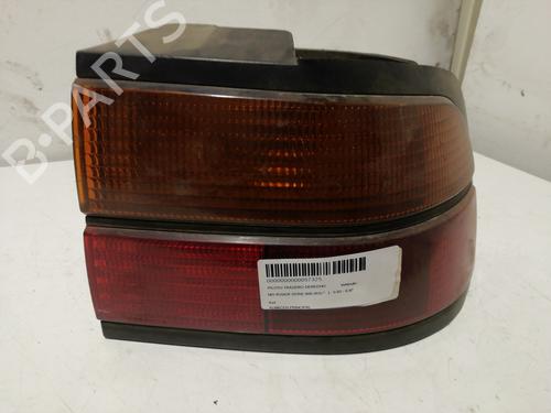 Højre baglygte ROVER 200 II Hatchback (RF) 214 i (75 hp) 25987842