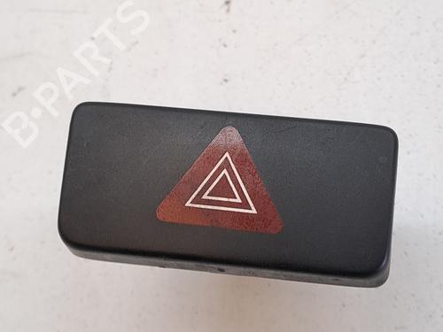 Bouton de warning SUZUKI ALTO VII (GF, HA25_, HA35_) 1.0 (AMF310, GFC31S) (68 hp) 23372182
