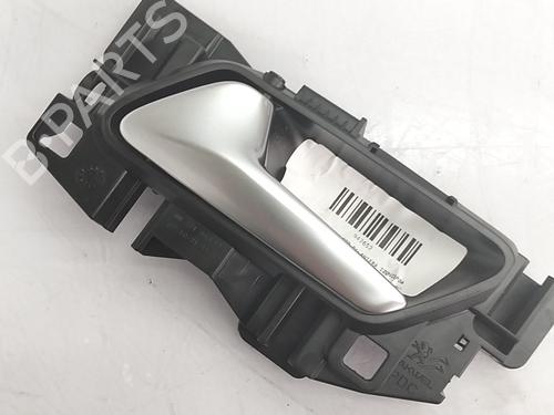 Used Front left interior door handle Front left interior door handle PEUGEOT 2008 II (UD_, US_, UY_, UJ_, UR_, UC_) 1.2 PureTech 130 (USHNS, URHNS) (130 hp) 36016319 36016319