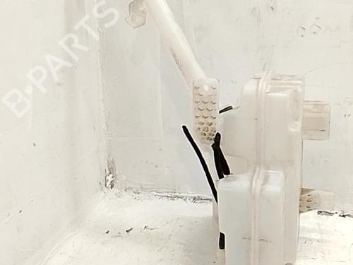 Used Windscreen washer tank Windscreen washer tank CITROËN C3 AIRCROSS II (2R_, 2C_) 1.2 PureTech 110 (2RHNZB, 2RHNZW, 2RHNPX, 2RHNPJ) (110 hp) 35771791 35771791
