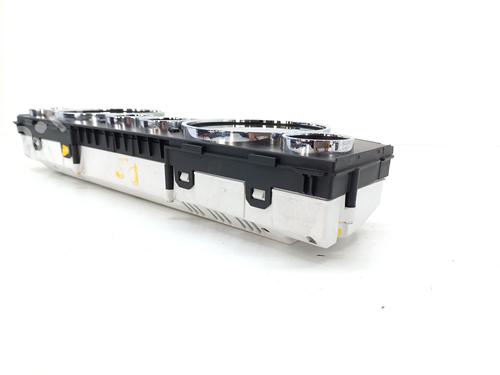 Instrument cluster VW TOUAREG (7LA, 7L6, 7L7) 3.0 V6 TDI | BP27519733C47