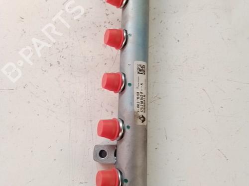 Used Injection rail RENAULT TRAFIC III Van (FG_) 1.6 dCi 90 (FGME) (90 hp) 31155782