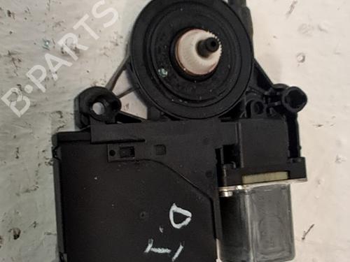 Used Left front window motor Left front window motor VW PASSAT B7 Variant (365) 2.0 TDI (140 hp) 33768455 33768455