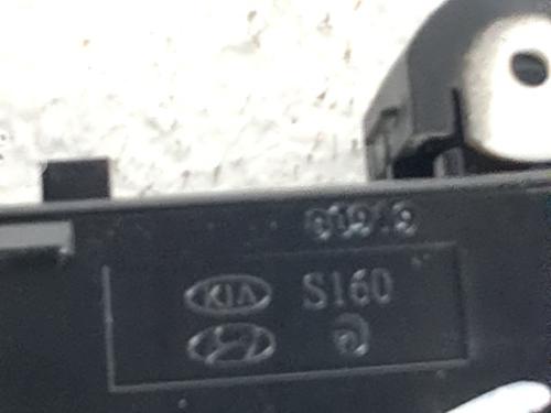 Used Left rear window switch HYUNDAI IONIQ (AE) 1.6 GDI Hybrid (141 hp) 29500415