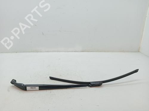 Used Front windshield wiper arm TOYOTA AURIS (_E18_) 1.4 D-4D (NDE180_, NDE180R) (90 hp) 23354960