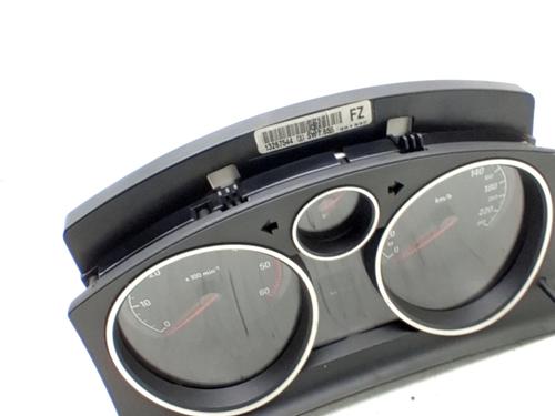 Used Instrument cluster Instrument cluster OPEL ZAFIRA / ZAFIRA FAMILY B (A05) 1.9 CDTI (M75) (120 hp) 32105879 32105879
