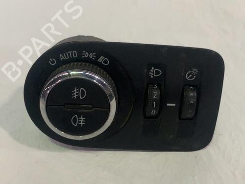 Used Headlight switch Headlight switch OPEL CORSA E (X15) 1.3 CDTI (08, 68) (95 hp) 34154471 34154471