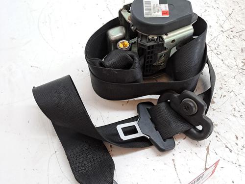 Used Rear left seatbelt MERCEDES-BENZ B-CLASS Sports Tourer (W245) B 200 CDI (245.208) (140 hp) 27672690