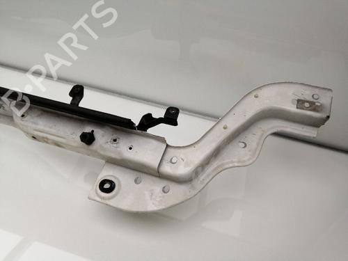 Used Crossmember FIAT QUBO (225_) 1.3 D Multijet (225CXB1A, 225AXB1A, 225CXB11, 225AXB11,... (75 hp) 25833803