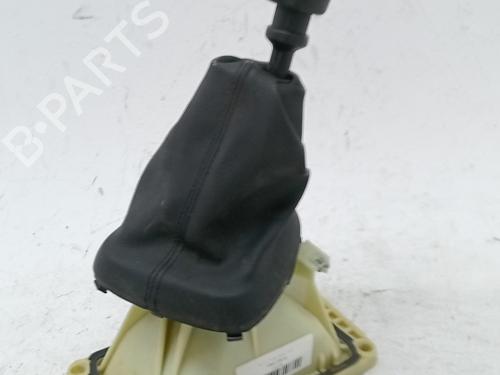 Used Gear lever Gear lever RENAULT KANGOO (KC0/1_) 1.2 16V (KC05, KC06, KC03, KC0T, KC0W, KC1D) (75 hp) 40547489 40547489