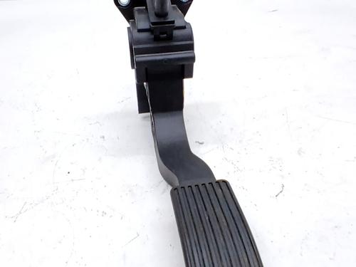 Used Pedal Pedal 38417174 38417174