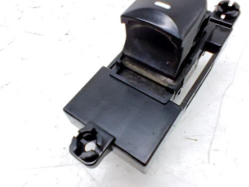 right-rear-window-switch-hyundai-i30-coupe-2013-36321377 main image