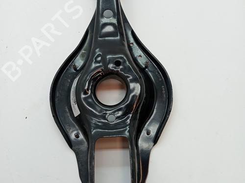 Used Right rear suspension arm BMW 1 (F20) 118 d (150 hp) 23341852