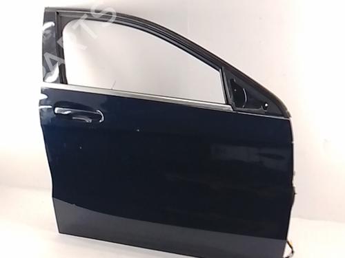 Dør høyre foran Dør høyre foran MERCEDES-BENZ A-CLASS (W176) A 200 CDI / d (176.008) (136 hp) 39741938 39741938