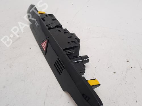 Warning switch HYUNDAI TUCSON (TL, TLE) 1.6 T-GDi | BP23286265I22 
