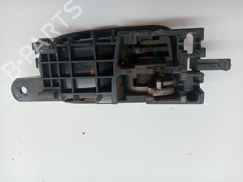 Front left interior door handle SUZUKI GRAND VITARA II (JT, TE, TD) 1.9 DDiS All-wheel Drive (JT419, TD44, JB419WD, JB419XD,... | BP23362422I13 