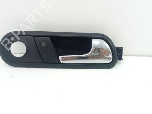 Højre fortil invendig håndtag SEAT CORDOBA (6L2) 1.9 TDI (131 hp) 28141889