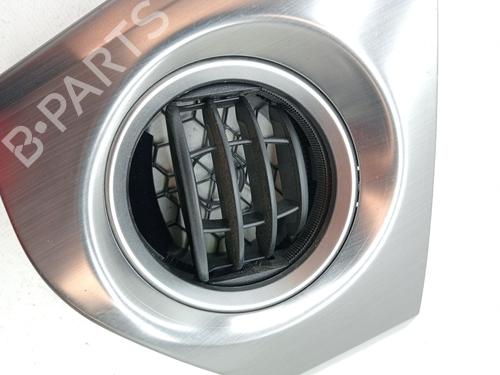 Air vent TOYOTA AURIS (_E18_) 1.4 D-4D (NDE180_, NDE180R) | BP23352992I21 