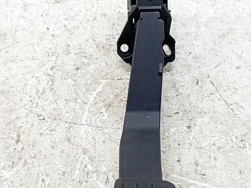 Used Pedal Pedal CITROËN C3 IV (CC_, CB_) 1.2 PureTech 100 (CCHPV4) (101 hp) 36522995 36522995